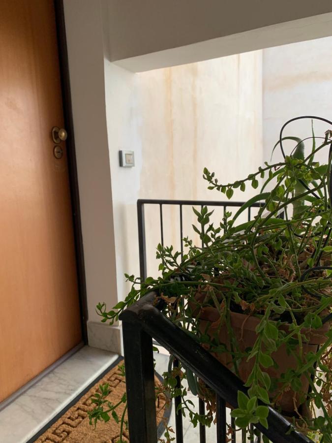 Palazzo Resuttana Apartment ปาแลร์โม ภายนอก รูปภาพ