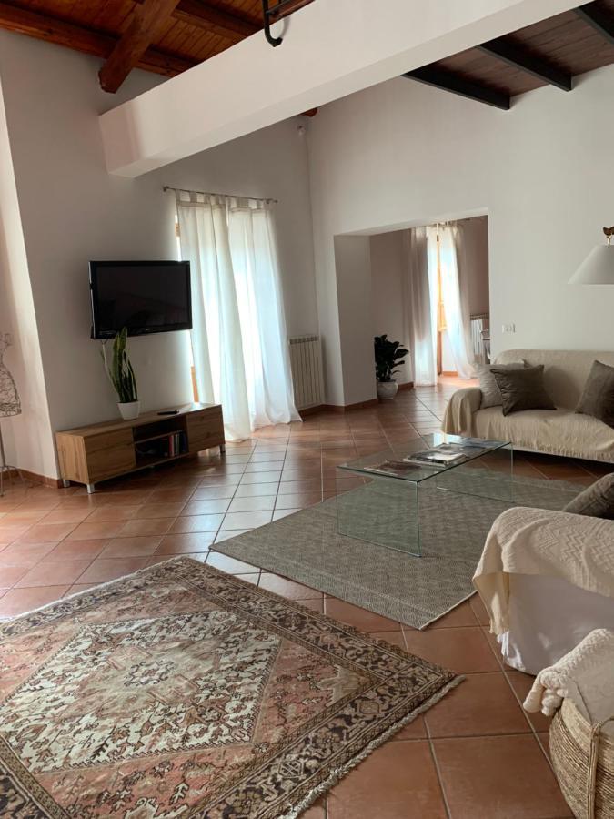 Palazzo Resuttana Apartment ปาแลร์โม ภายนอก รูปภาพ