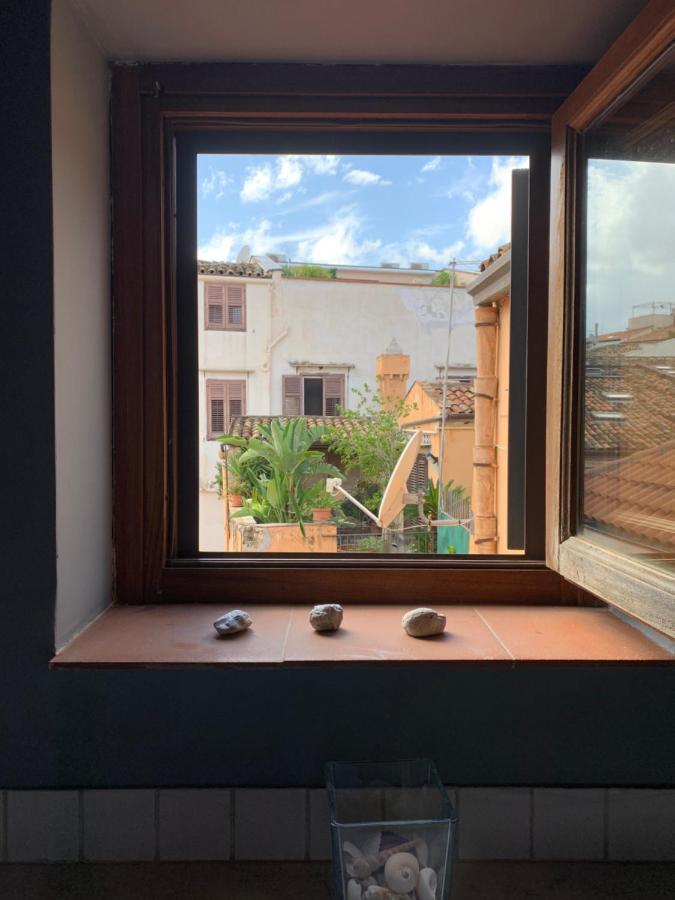 Palazzo Resuttana Apartment ปาแลร์โม ภายนอก รูปภาพ