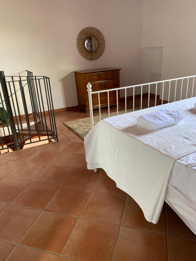 Palazzo Resuttana Apartment ปาแลร์โม ภายนอก รูปภาพ